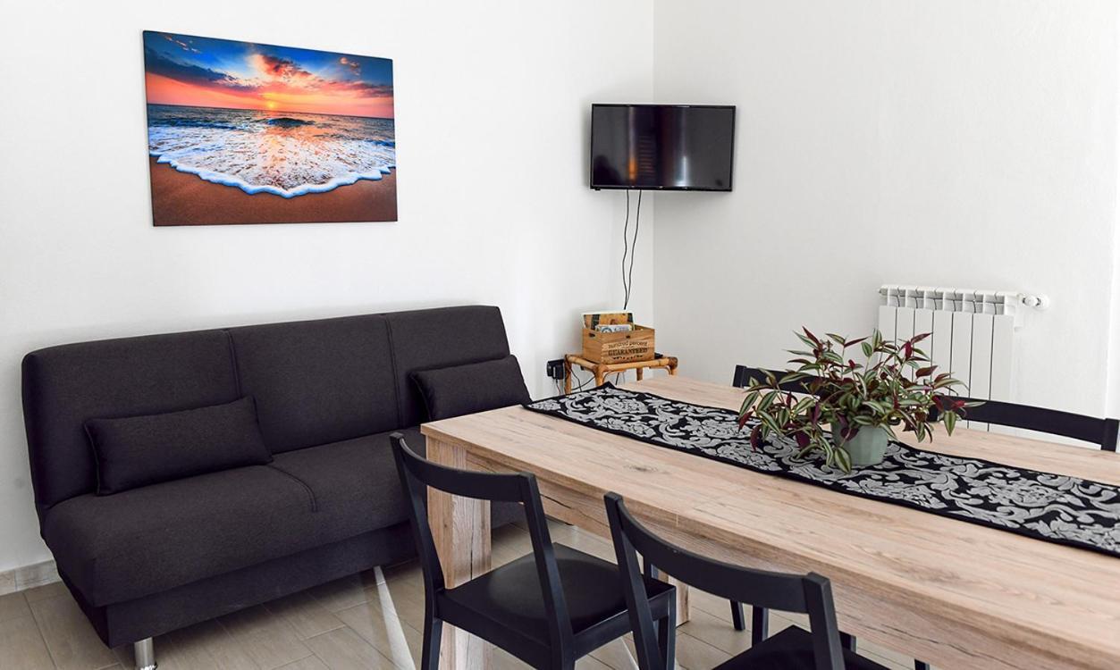 Apartament Kris87 A 5 Minuti Dal Porto Alghero Zewnętrze zdjęcie