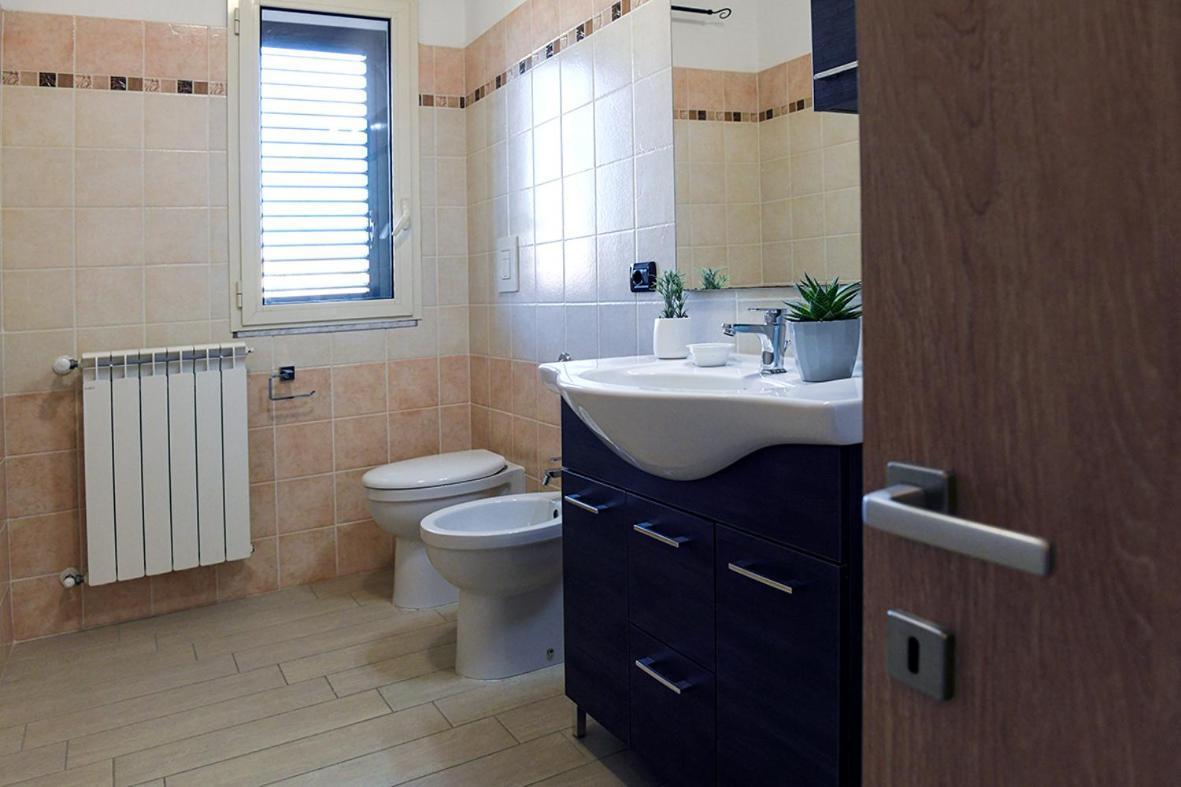 Apartament Kris87 A 5 Minuti Dal Porto Alghero Zewnętrze zdjęcie