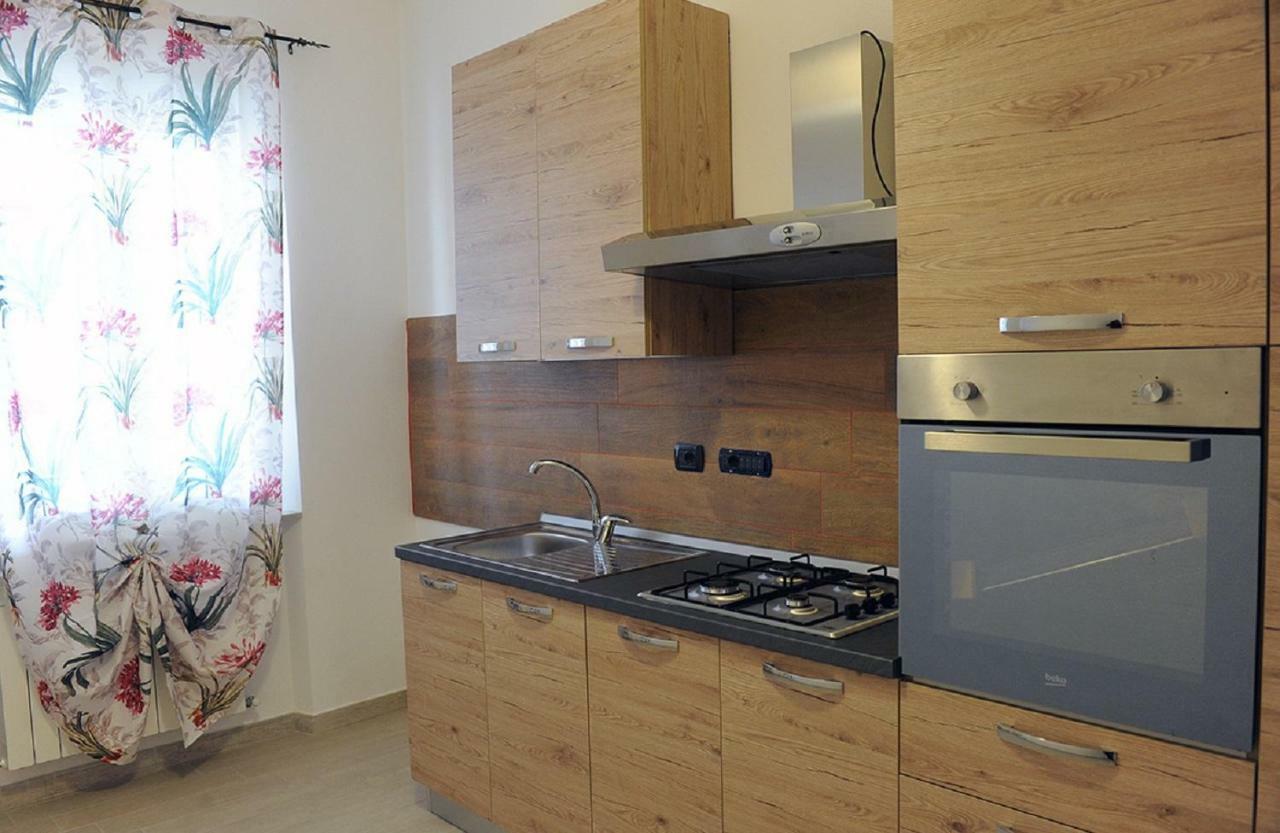 Apartament Kris87 A 5 Minuti Dal Porto Alghero Zewnętrze zdjęcie